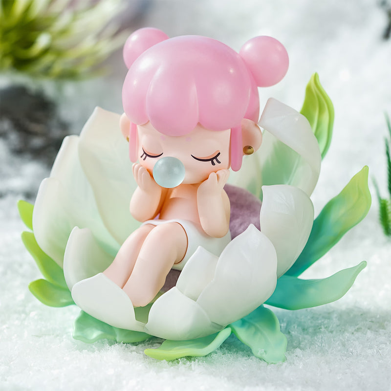 Saussurea variant of the Robotime Nanci Flower Stories blind box series