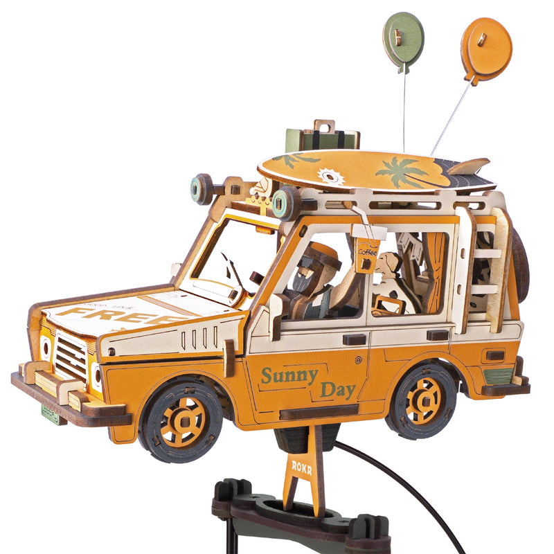 Close-up of the car of the Robotime Road Tripper